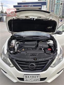 نيسان ألتيما